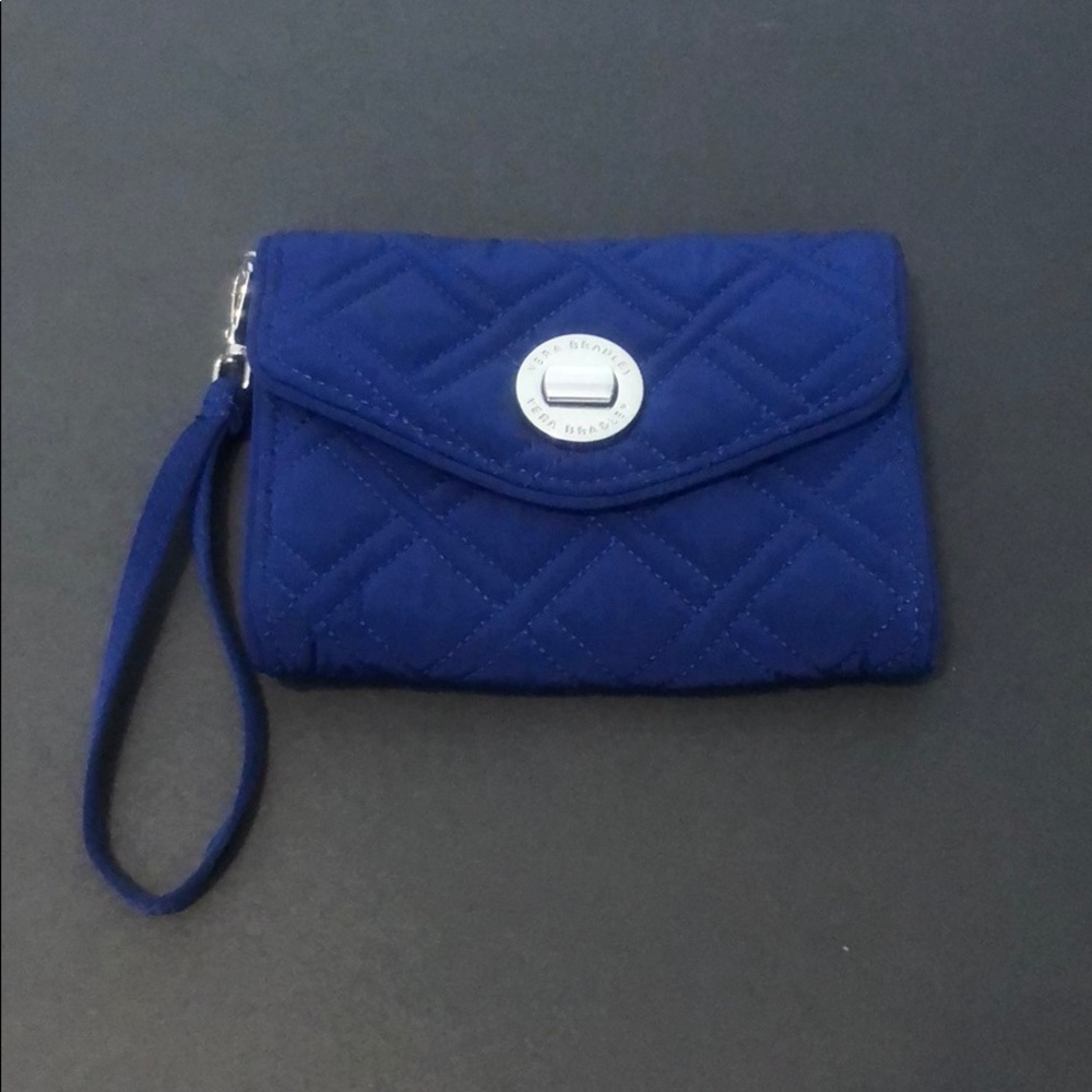 Vera Bradley smartphone wristlet